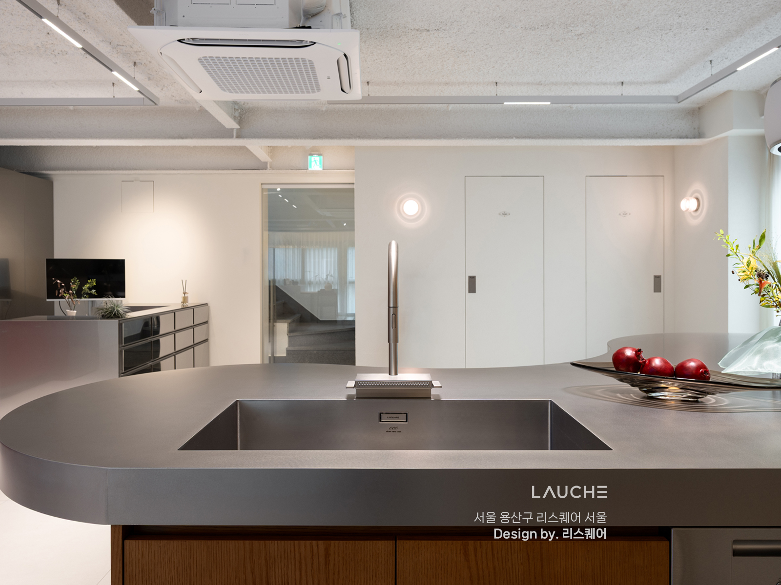 https://www.lauche.co.kr/data/file/m02_01/1935221681_8yp1BqIN_e5acadff675215d54064097e6ceb11bc1858b2e8.jpg