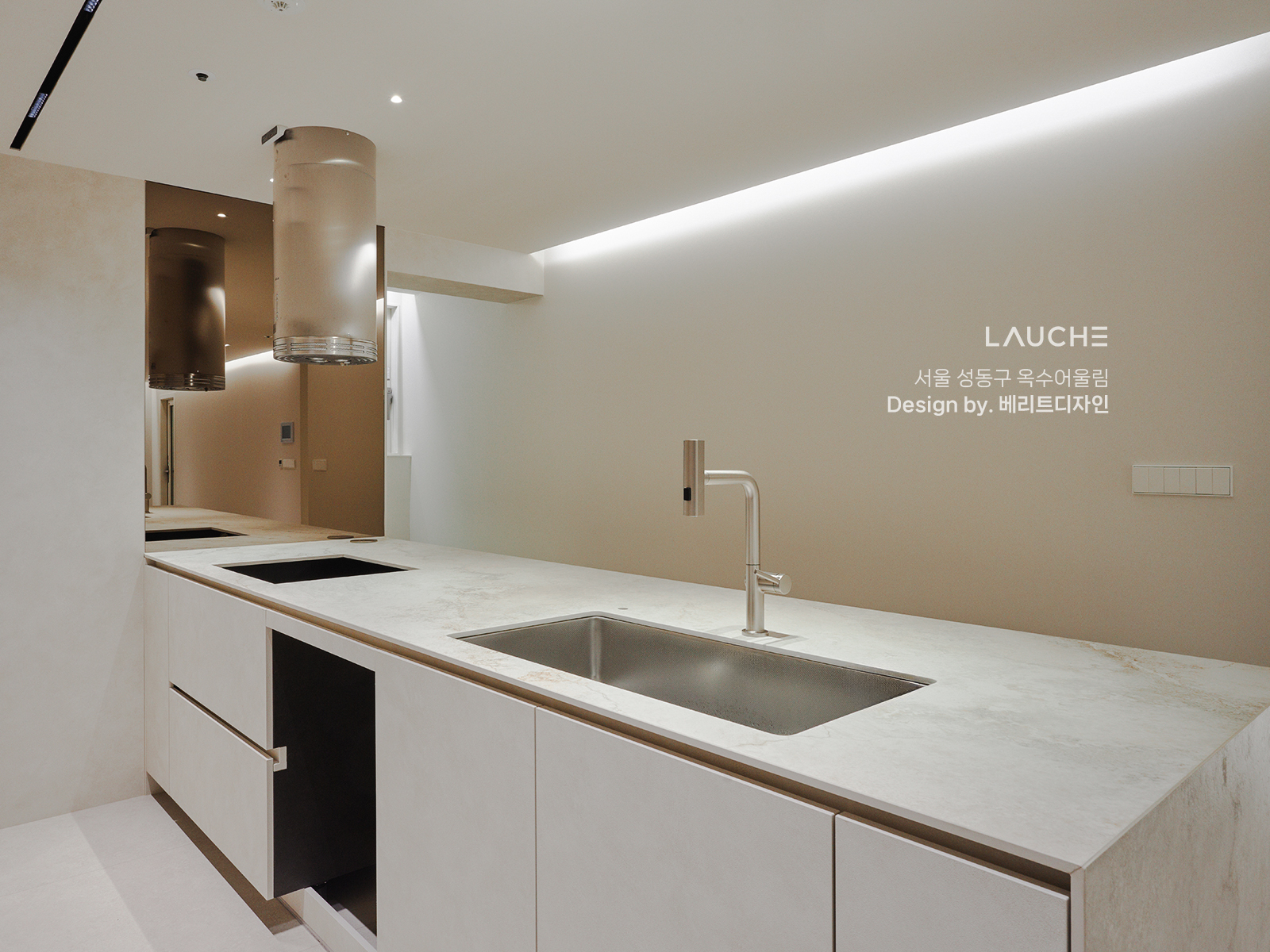 https://www.lauche.co.kr/data/file/m02_01/1935221681_mTOVDhp1_d2fdb78f93c1a1fb6b3b13d1192e663bcf27d2ff.jpg