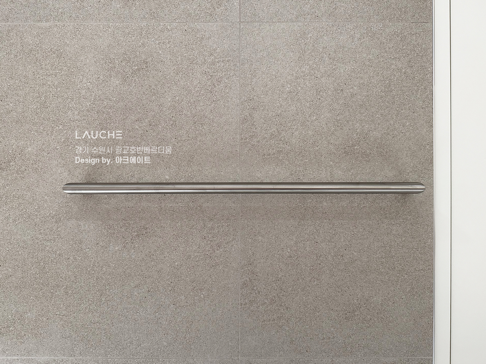 https://www.lauche.co.kr/data/file/m02_01/1935221681_v4ZoClJK_249a7cb7d8320eb211d9cca750ca1ea04a985286.jpg
